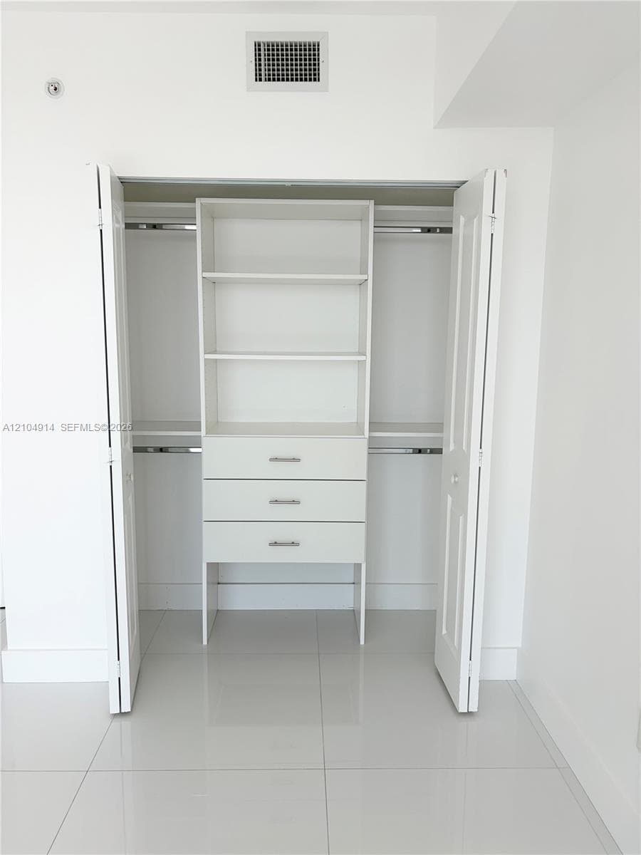 400 Sunny Isles Blvd 1002 photo 15