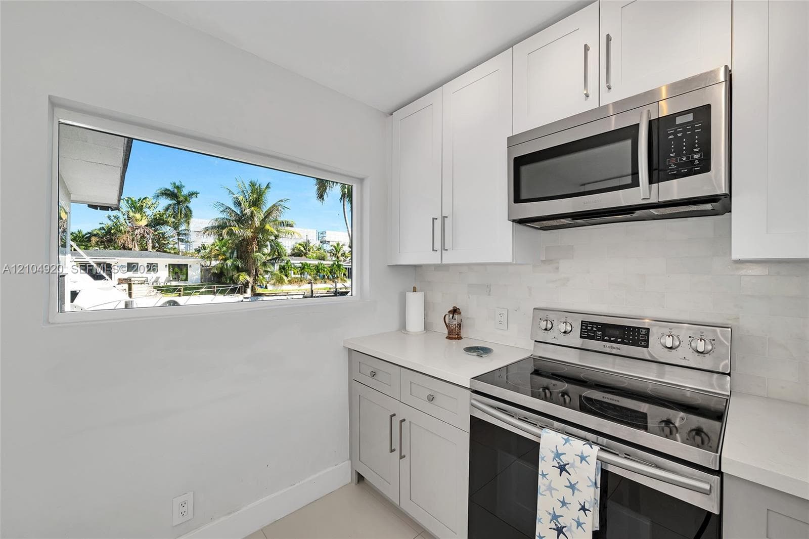 1700 SW 23rd Ave photo 18
