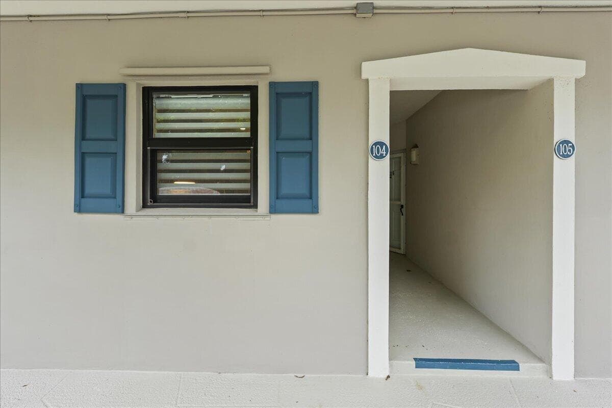 755 Saturn Street A104 photo 3