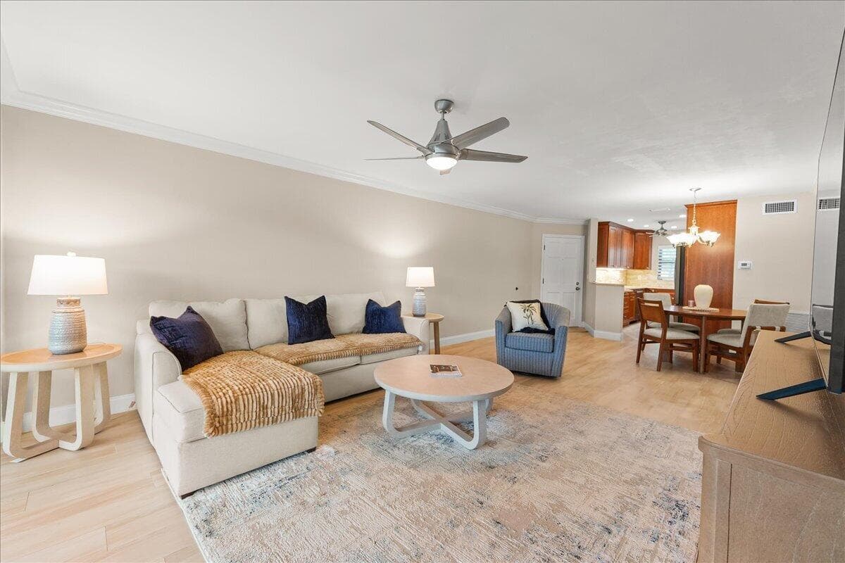 755 Saturn Street A104 photo 11
