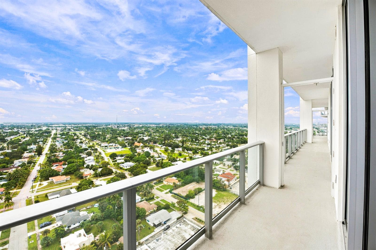 220 LAKE SHORE Drive 2306 photo 23