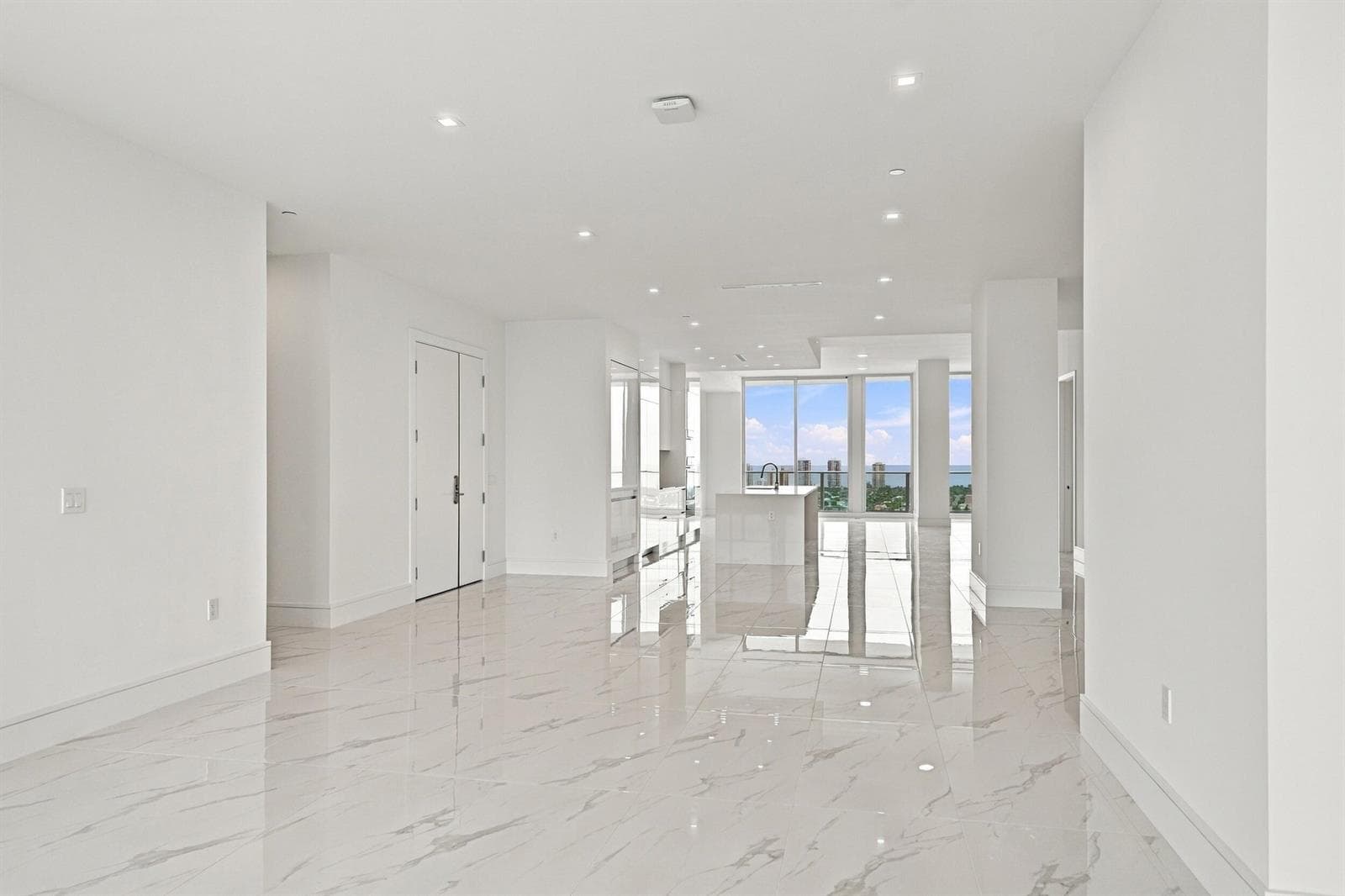 220 LAKE SHORE Drive 2306 photo 10