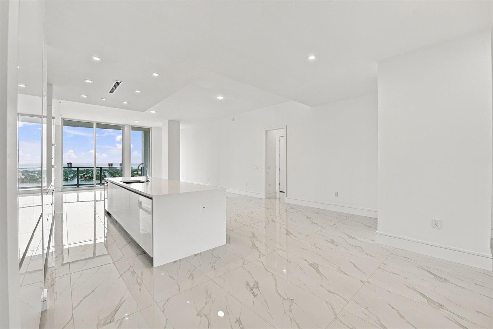 220 LAKE SHORE Drive 2306 photo 15