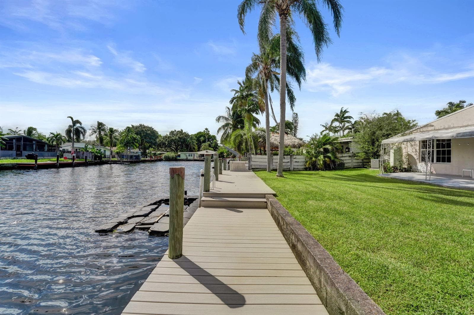 2714 SCOTT Street photo 6