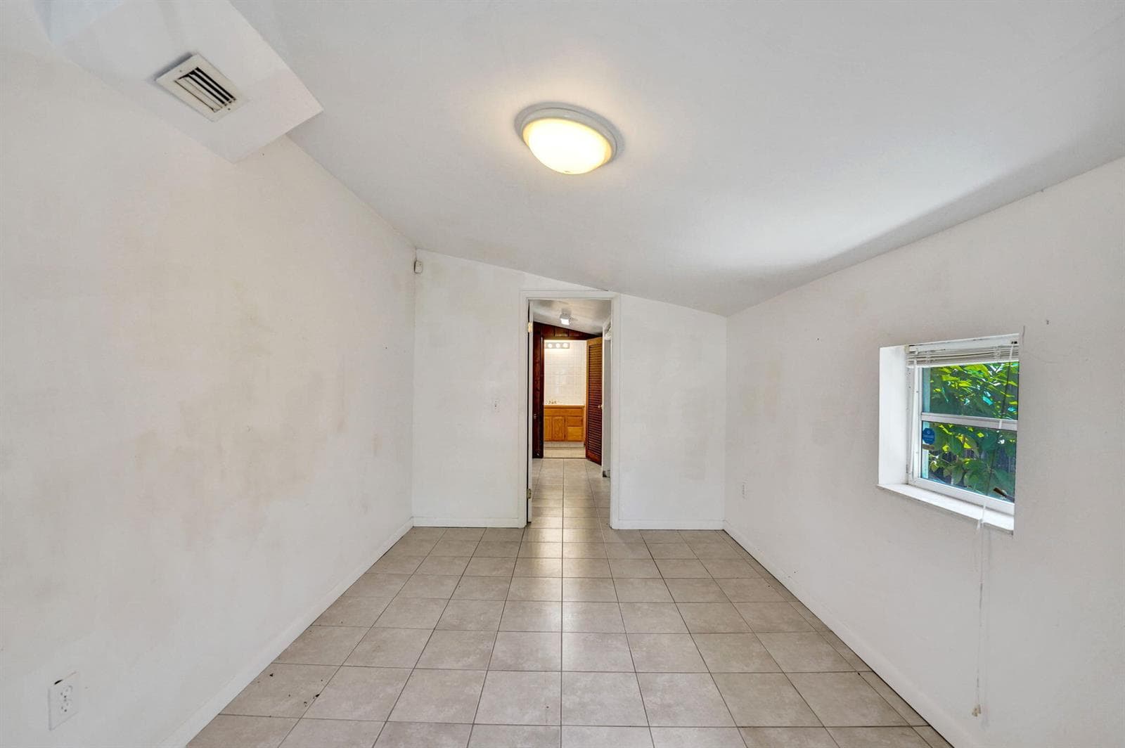2714 SCOTT Street photo 18