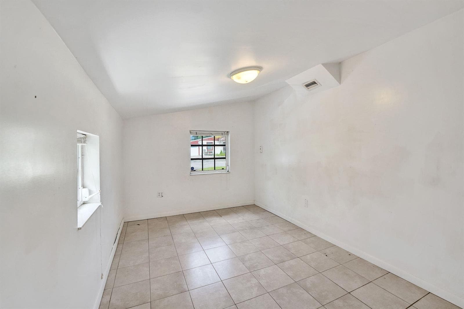 2714 SCOTT Street photo 19