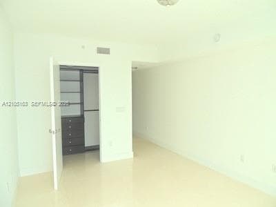 3301 NE 183rd St 1505 photo 21