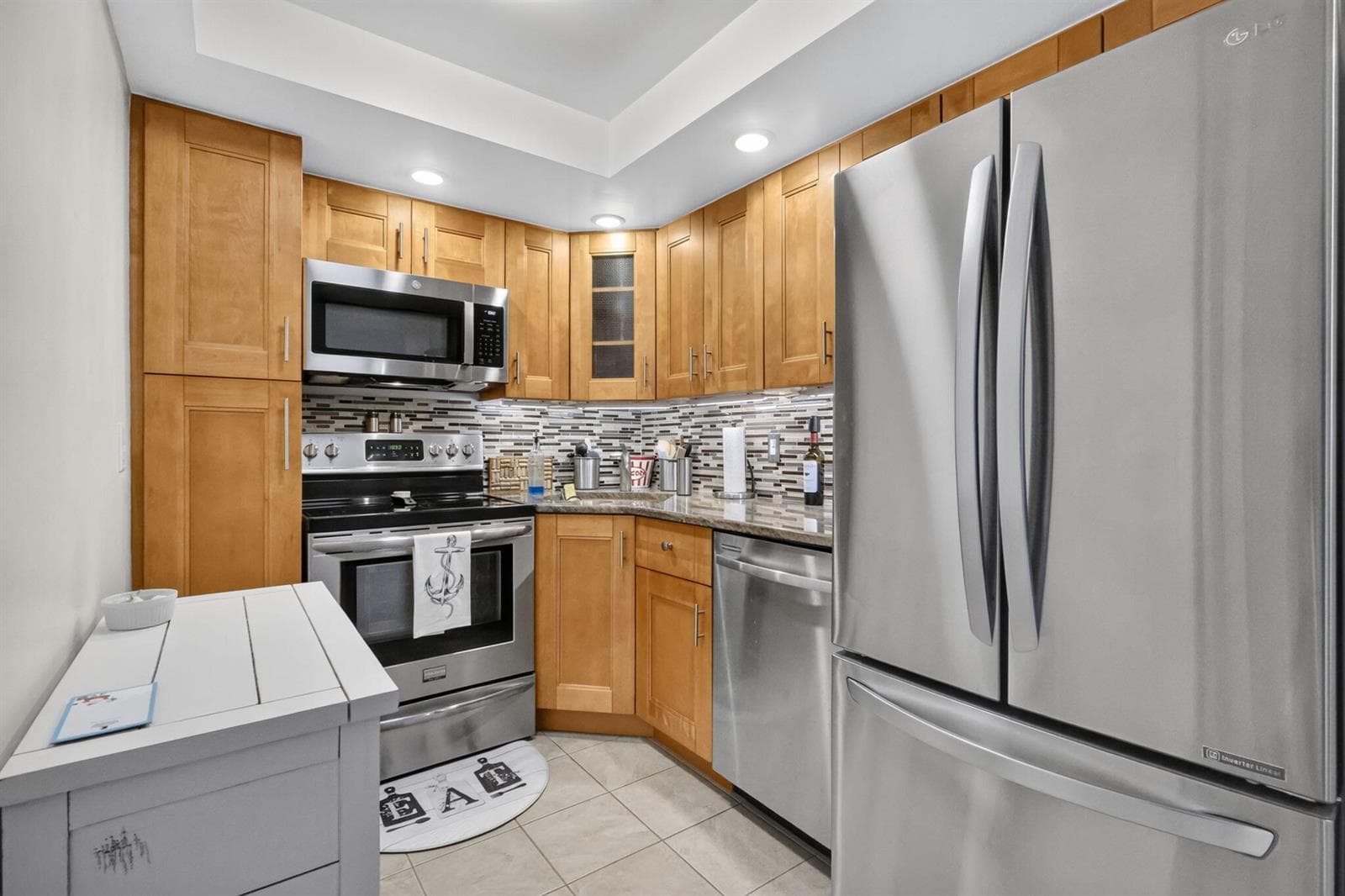 120 Lehane Terrace 308 photo 7