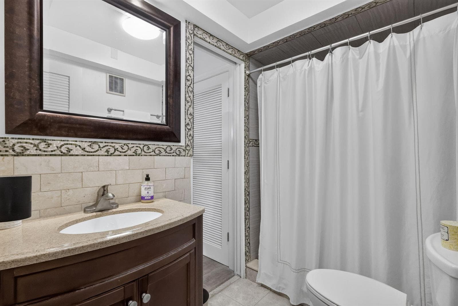 120 Lehane Terrace 308 photo 15