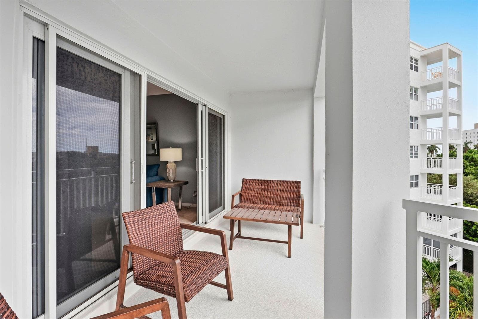 1000 Lowry Street 5G photo 23