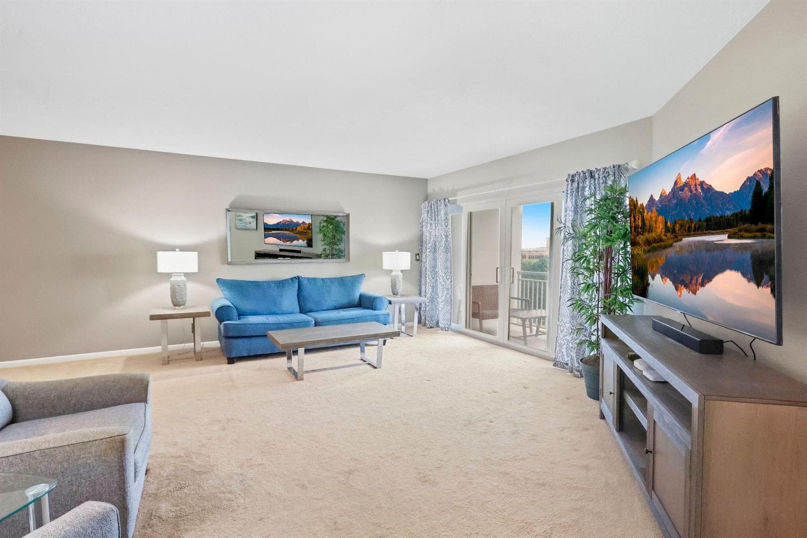 1000 Lowry Street 5G photo 6