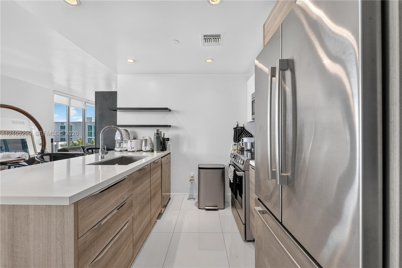9940 W Bay Harbor Dr 6C-N photo 7