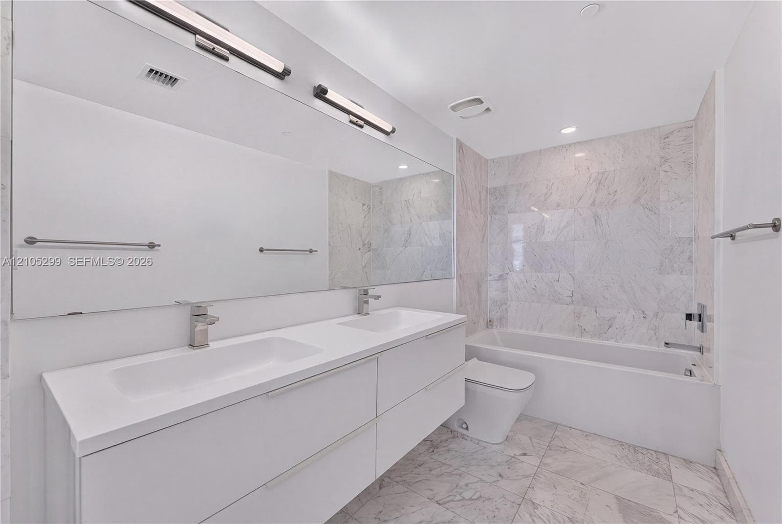 9940 W Bay Harbor Dr 6C-N photo 18