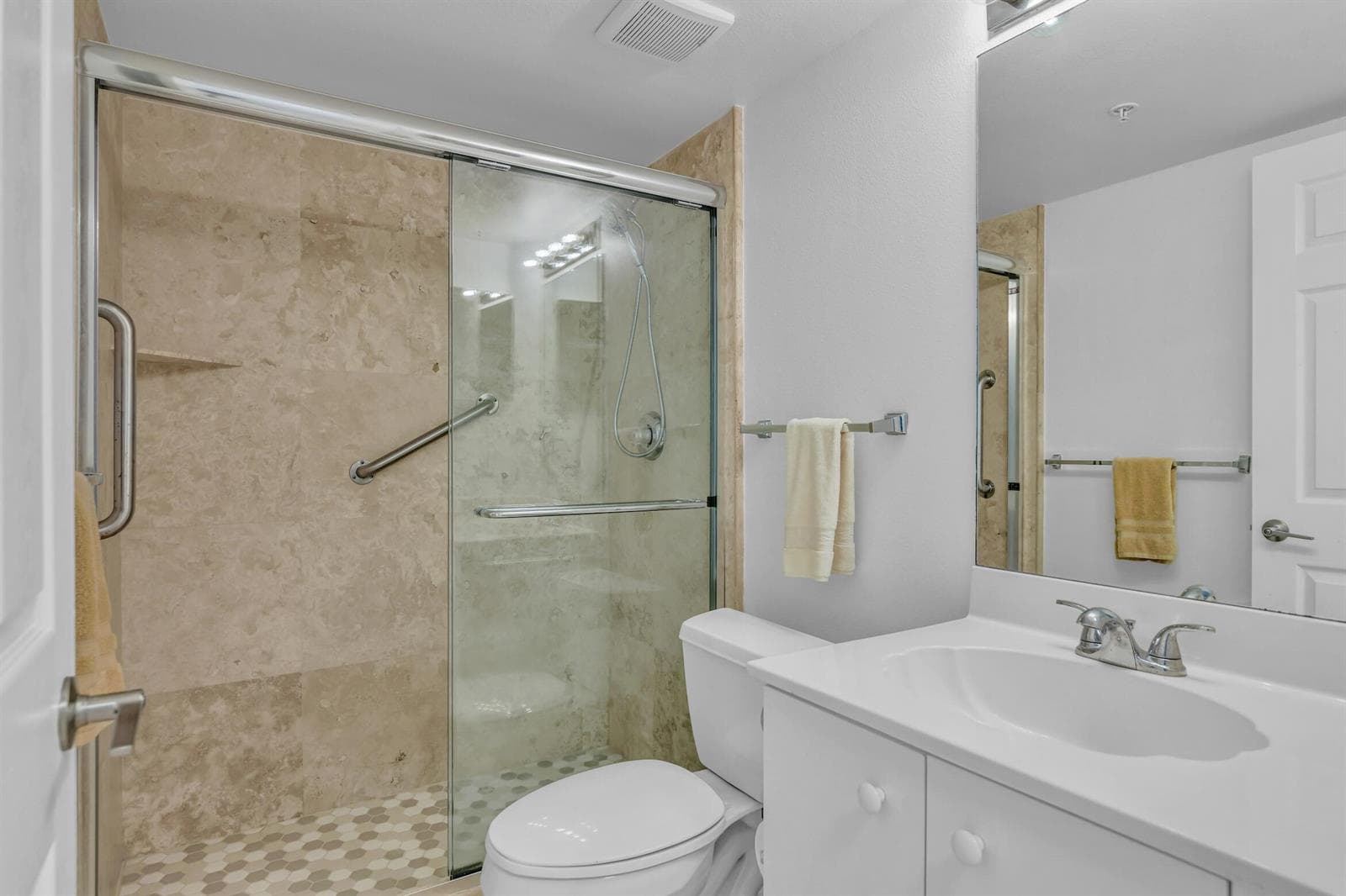 2880 NE 14TH ST Causeway 213 photo 19