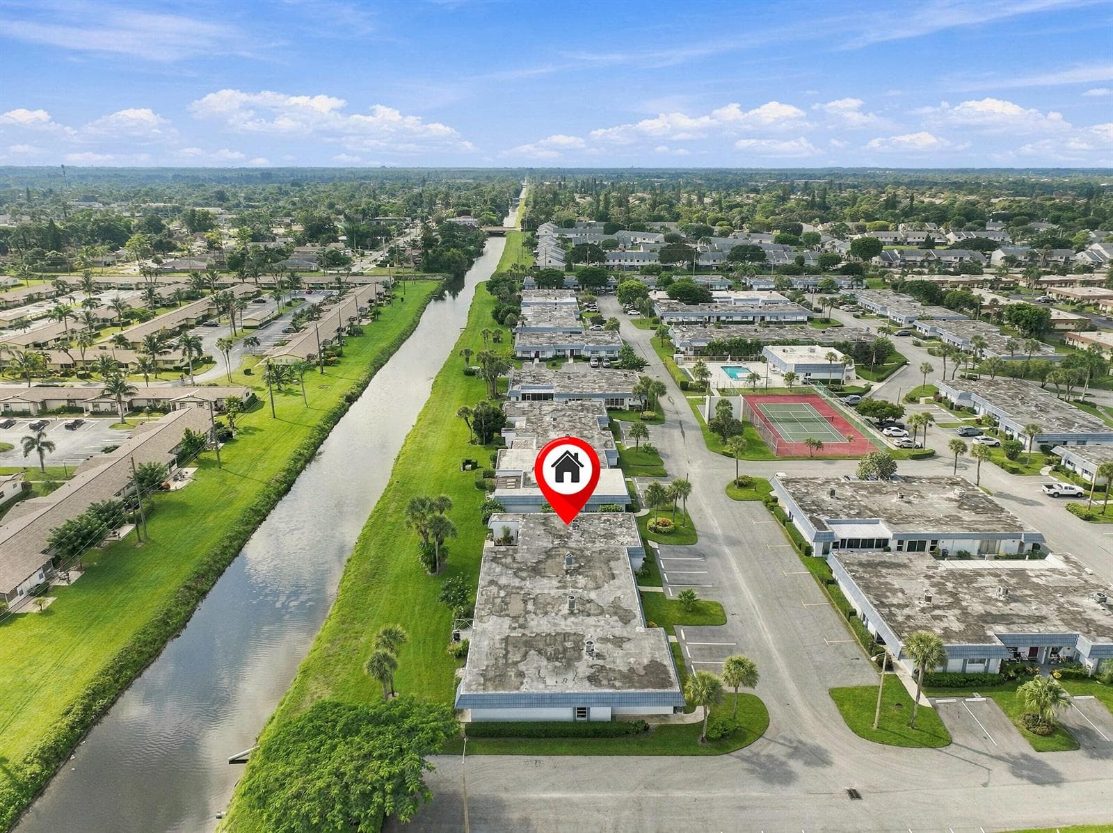 2886 FERNLEY Drive E 32 photo 2