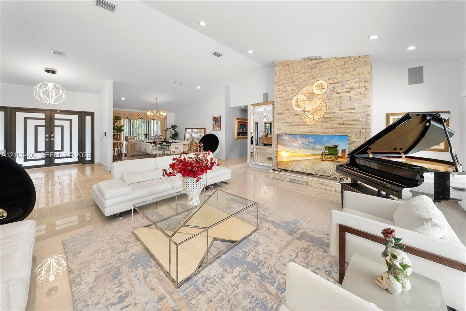 407 Sunset Dr photo 12
