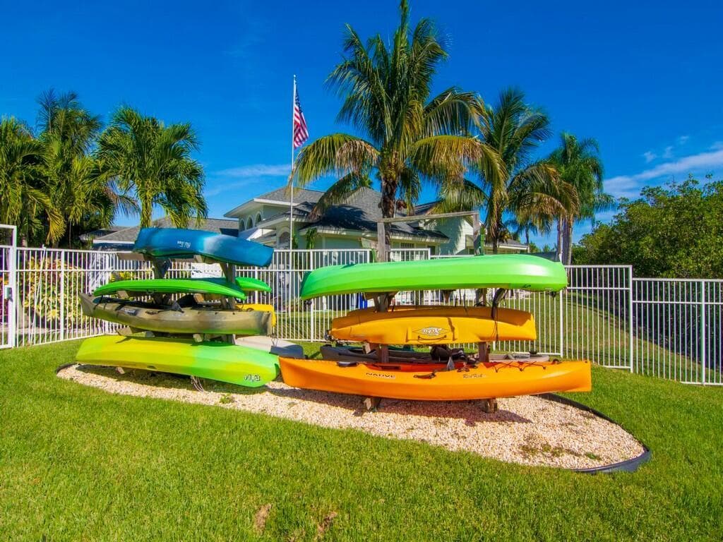 1845 ROBALO Drive 106D photo 19