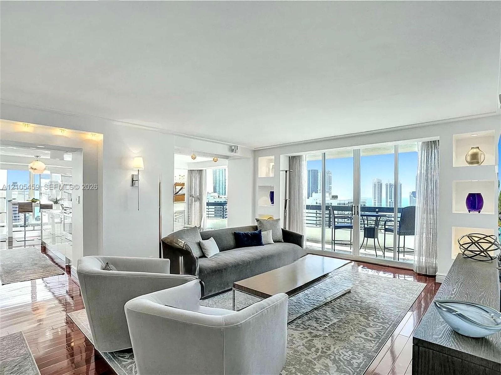 3500 Mystic Pointe Dr 3406 photo 4