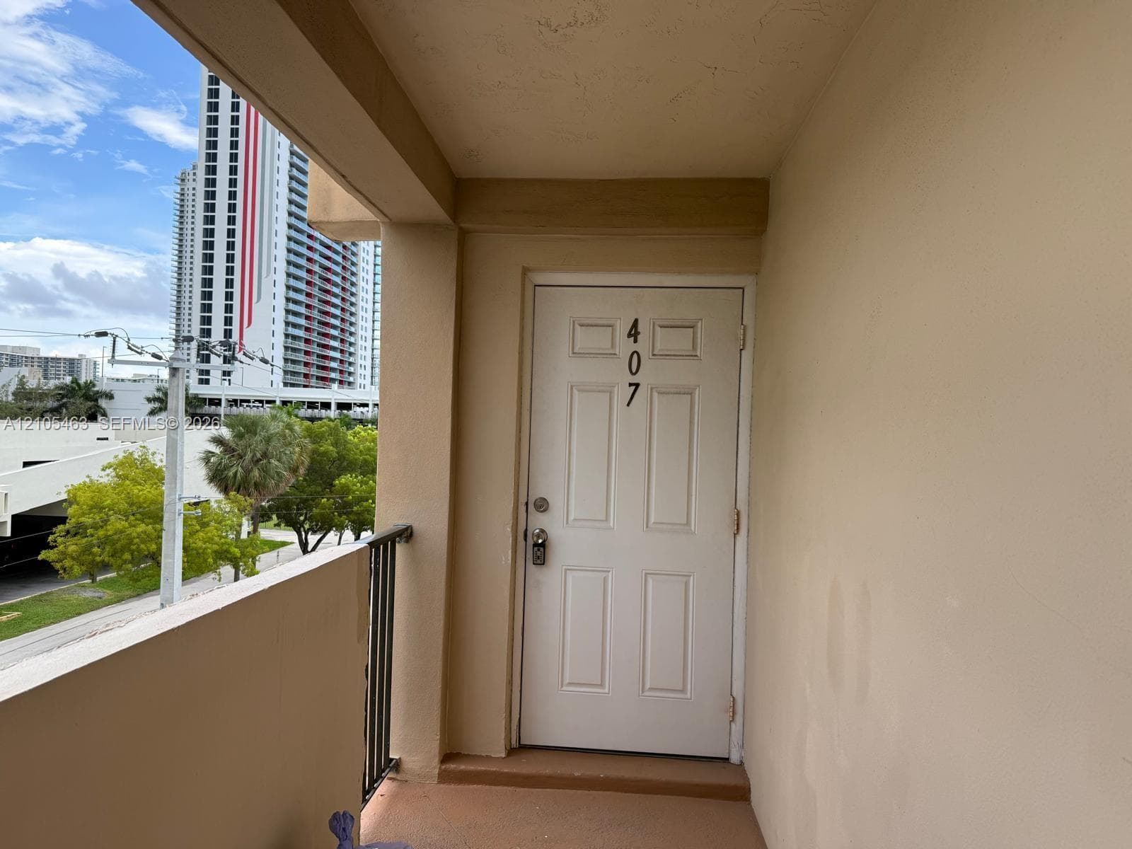 2420 Diana Dr 407 photo 13