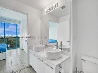 888 Biscayne Blvd 811 photo 6