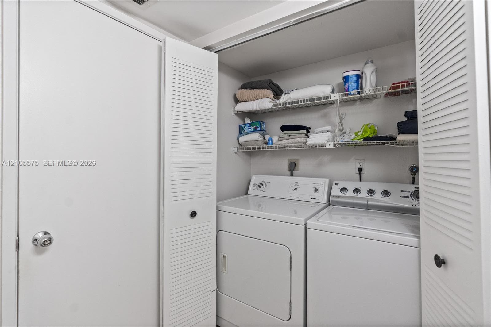3600 Mystic Pointe Dr 215 photo 13