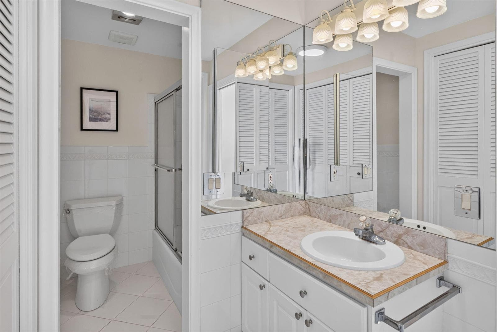 1111 N RIVERSIDE Drive 401 photo 21