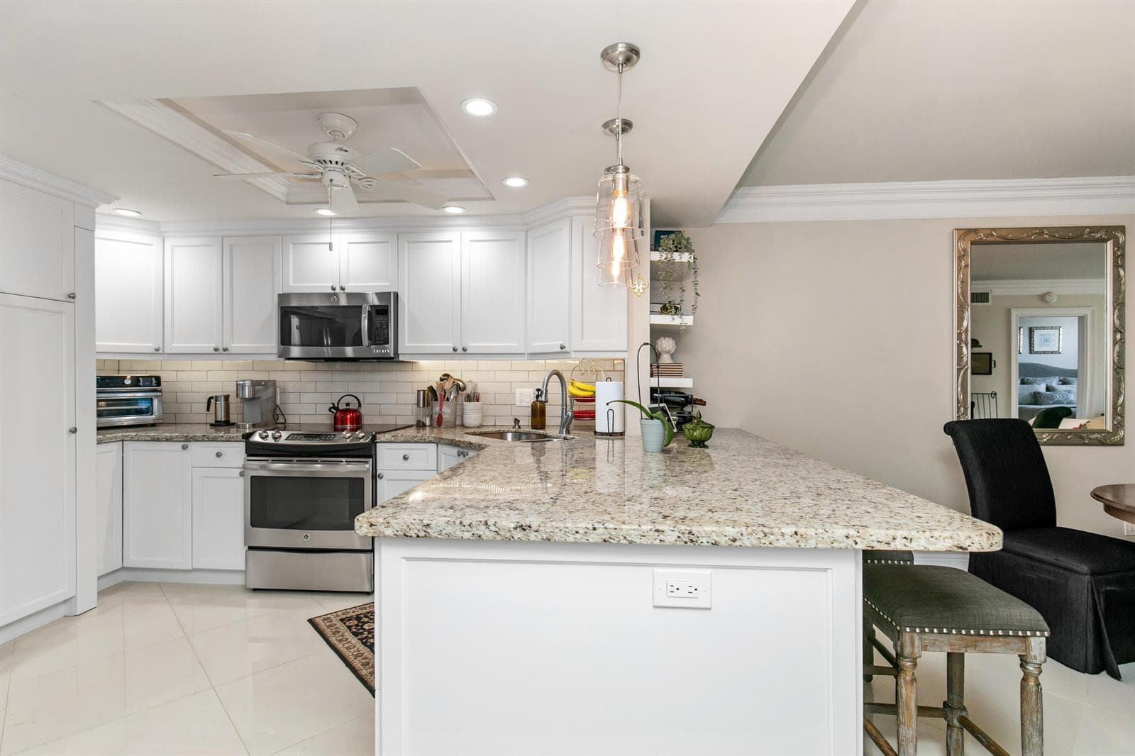 2731 NE 14th Street Causeway 407 photo 17