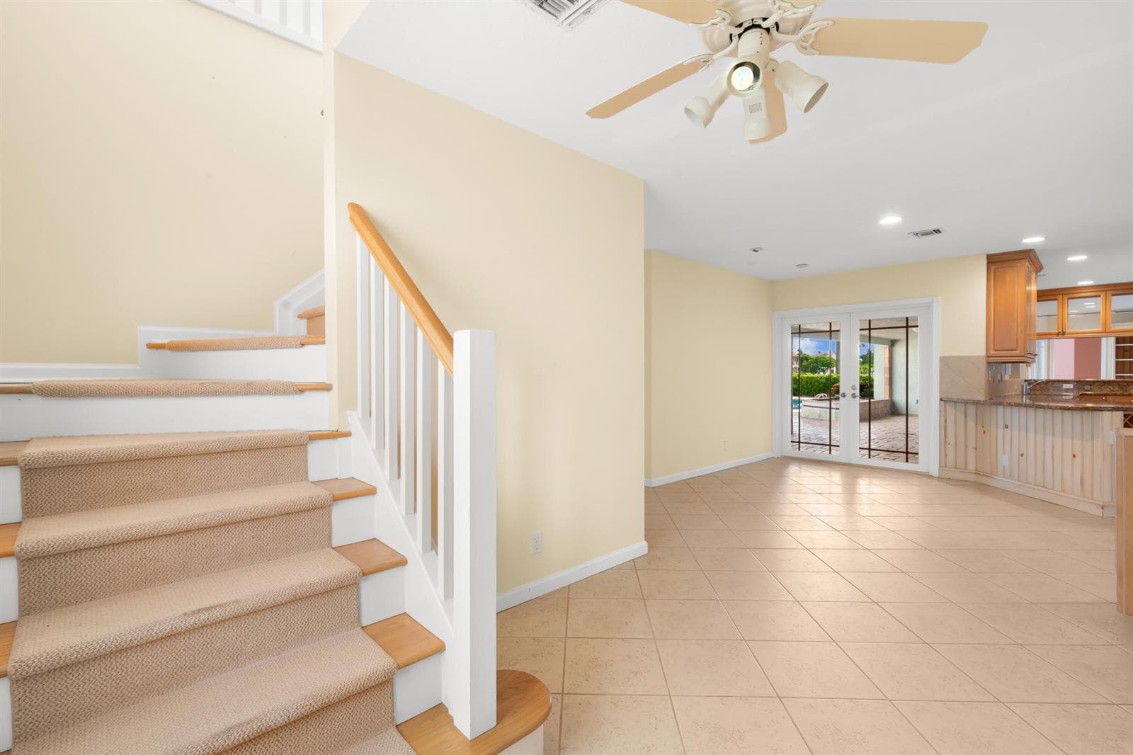 2651 NE 43RD Street photo 14