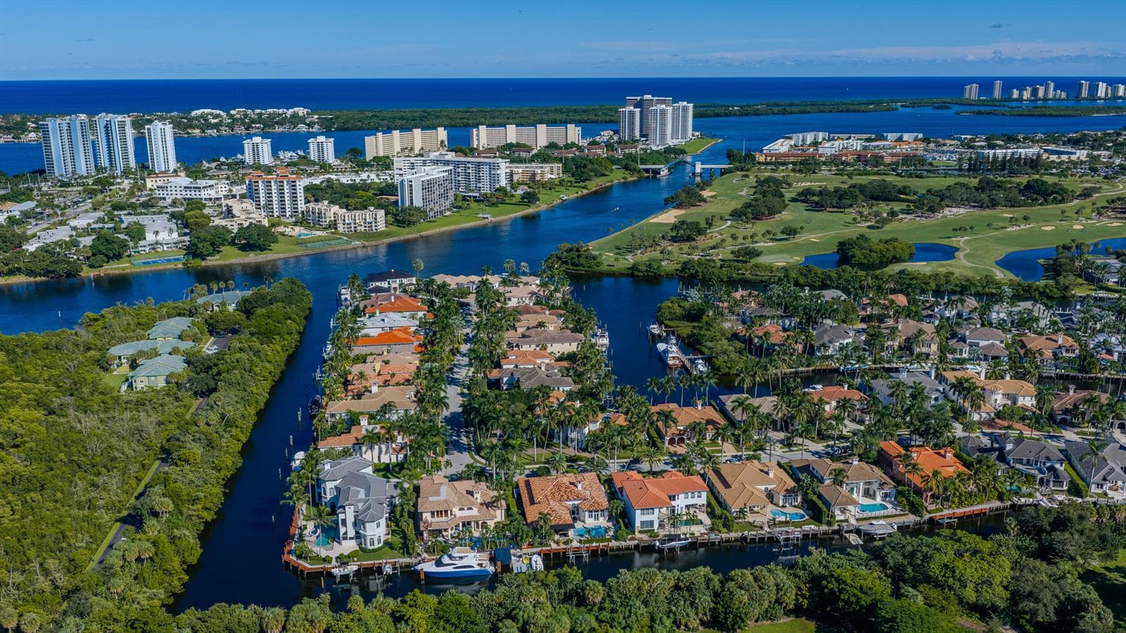 817 Harbour Isles Place photo 4
