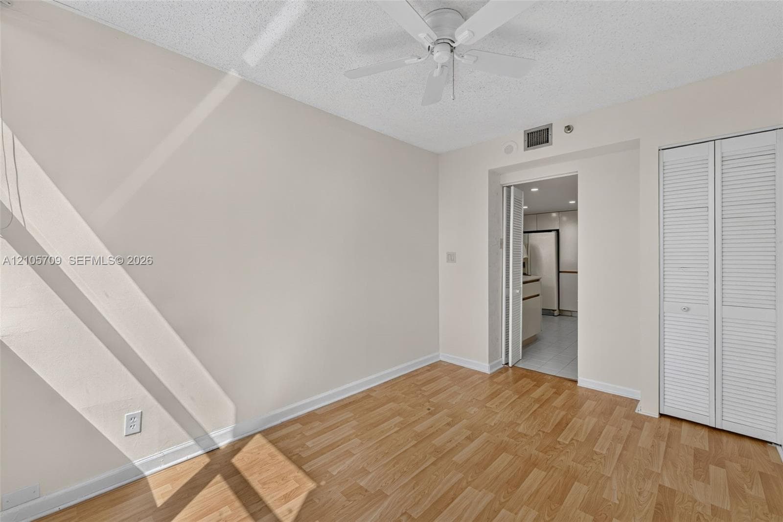 300 Three Islands Blvd 516 photo 23