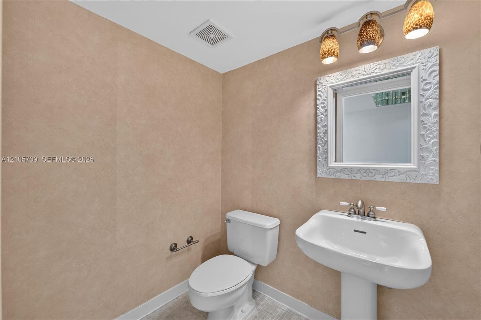 300 Three Islands Blvd 516 photo 5