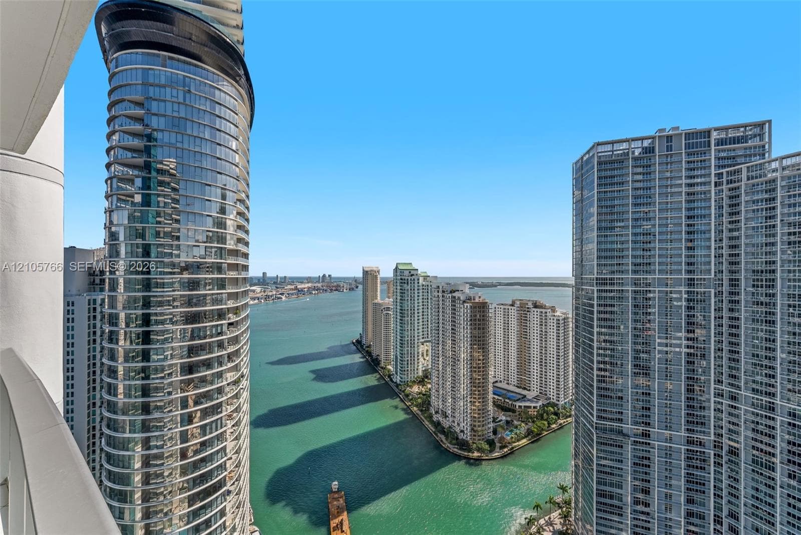 200 Biscayne Boulevard Way 4408 photo 2