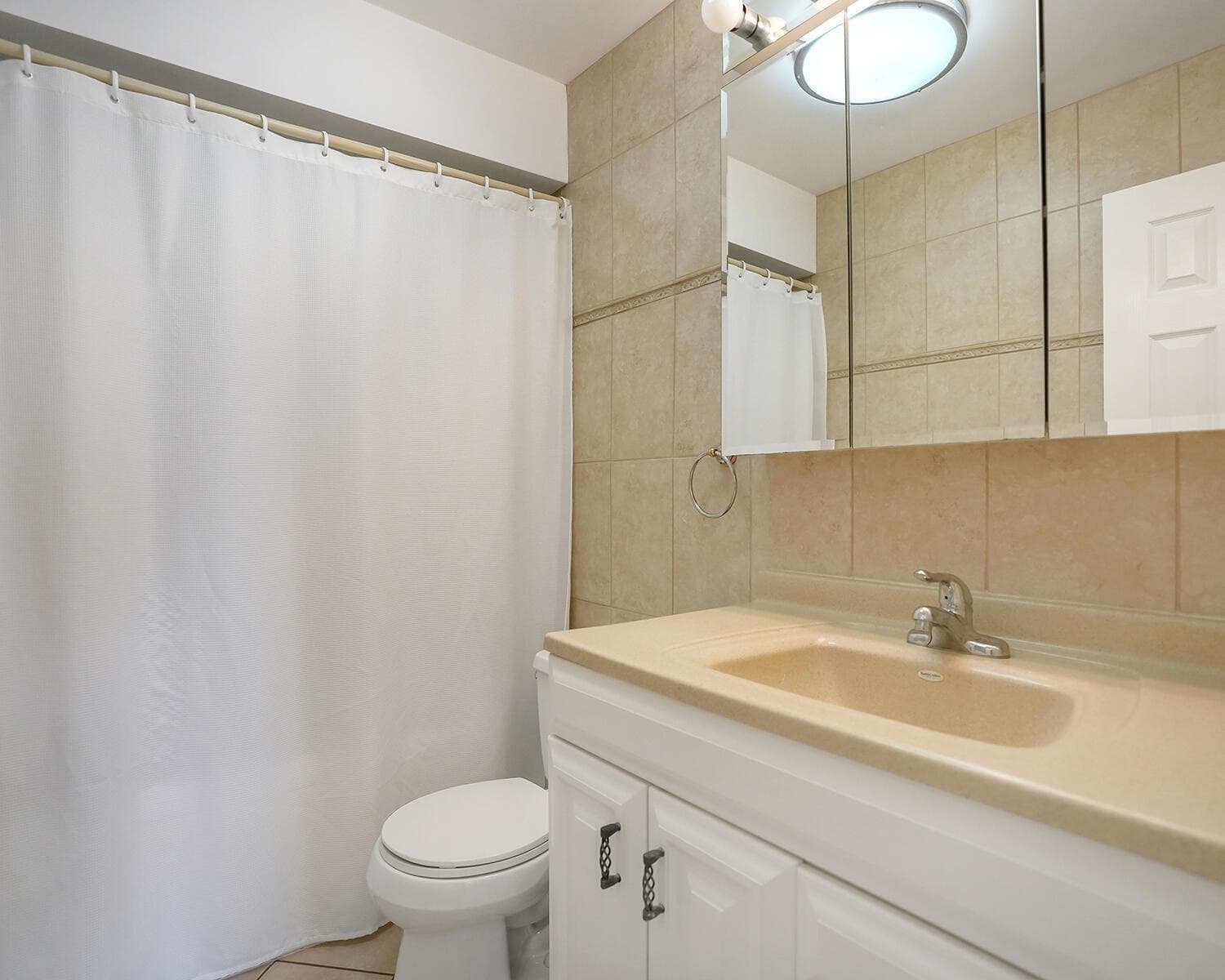 2600 DIANA Drive 107 photo 22