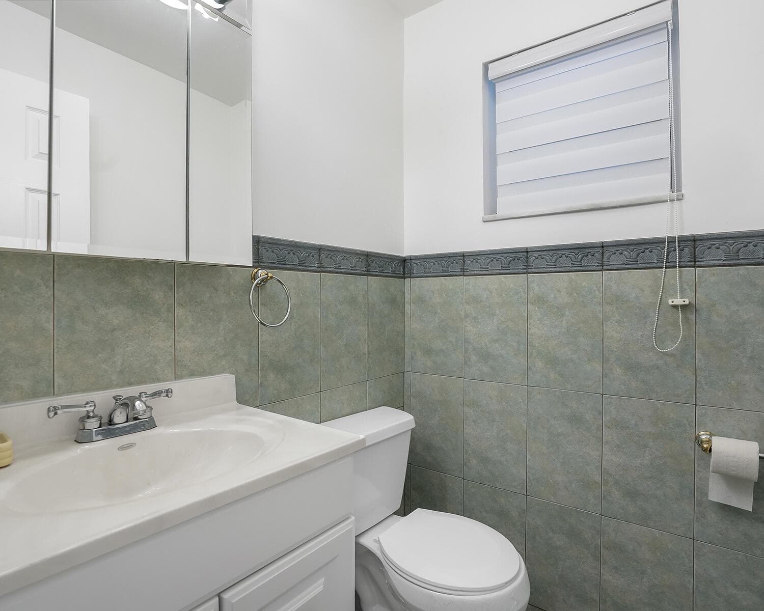 2600 DIANA Drive 107 photo 7