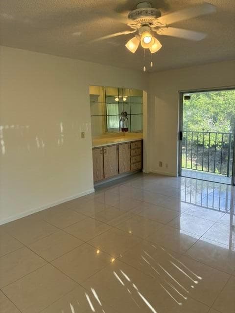 2845 SW 22nd Avenue 2010 photo 3