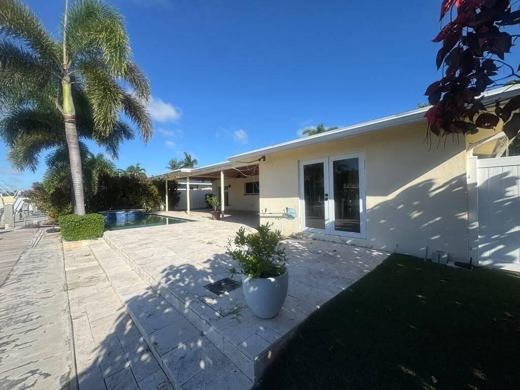 330 SE 10TH Street photo 10