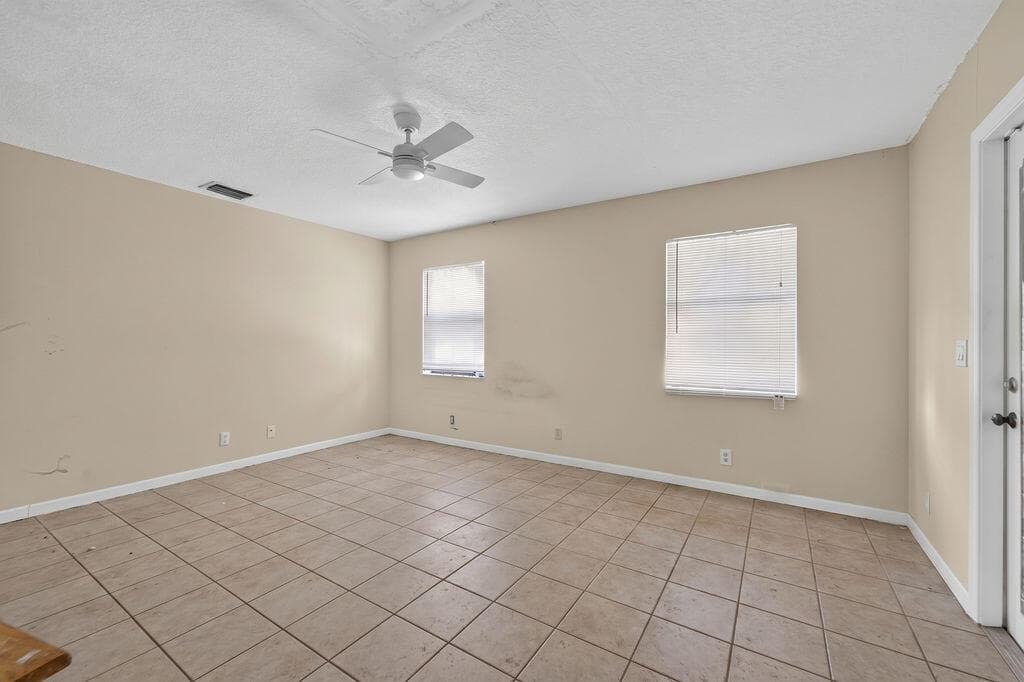 7625 CANAL Drive photo 23