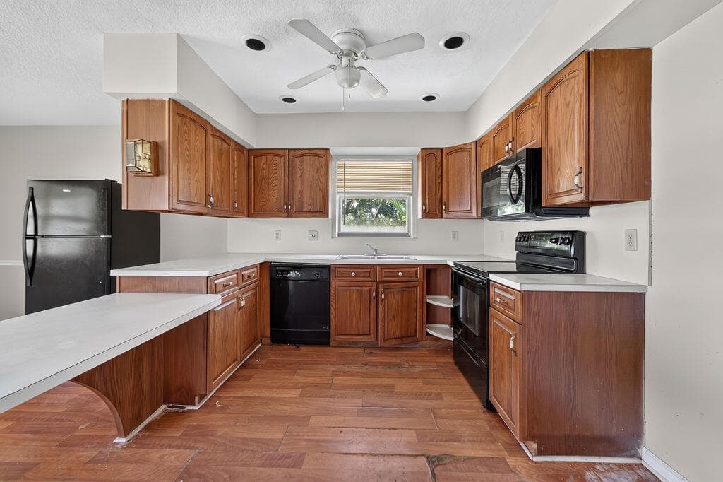 7625 CANAL Drive photo 16