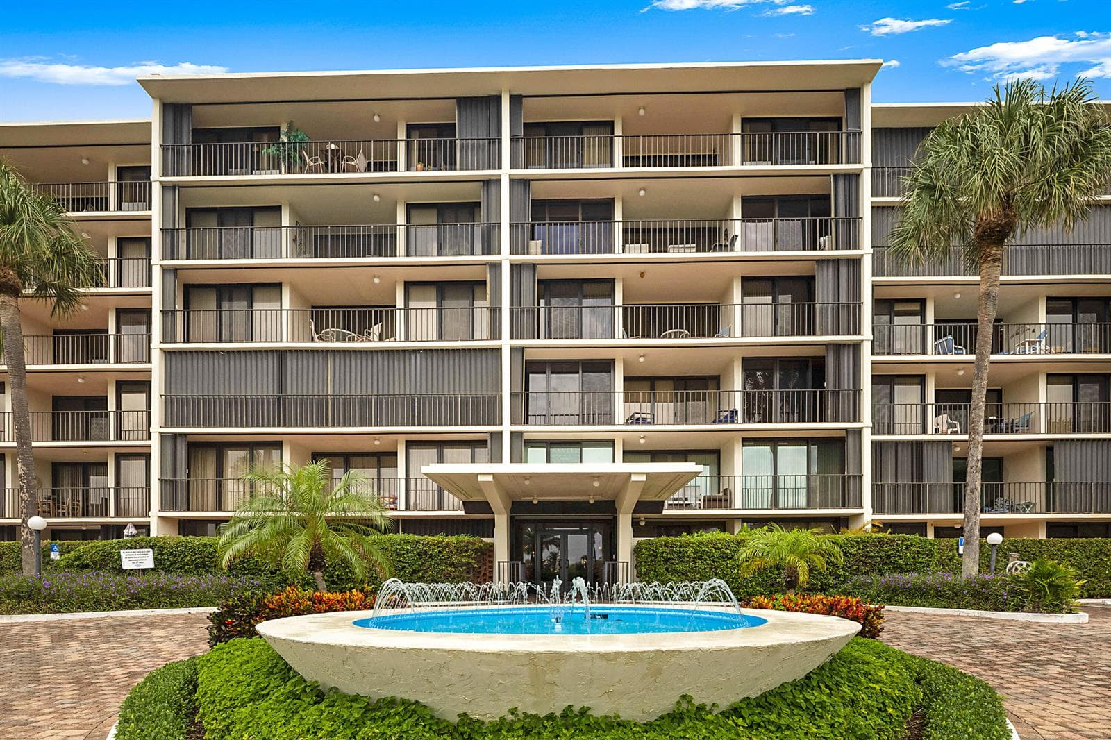 225 S BEACH Road 503 photo 1