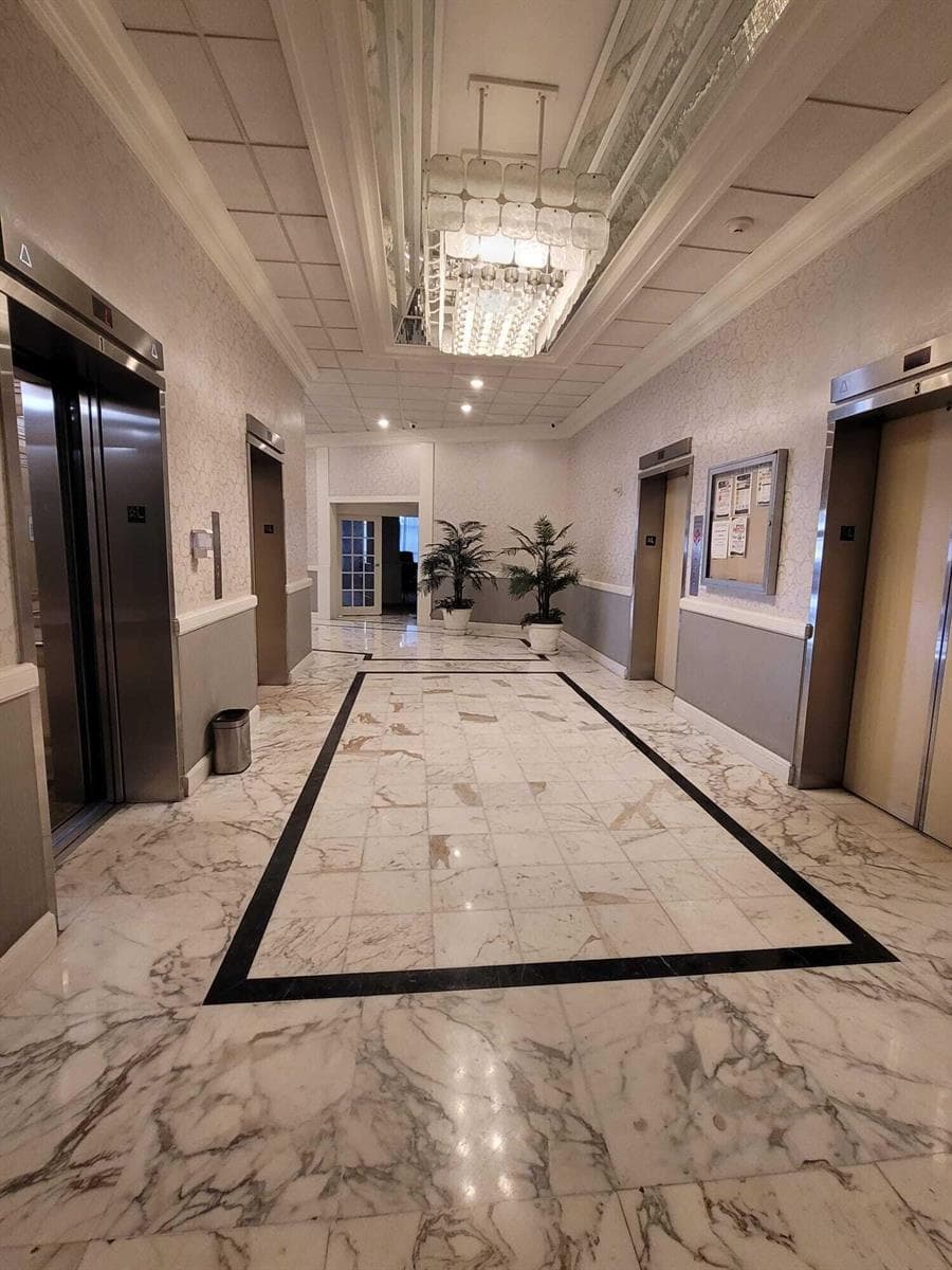 3800 S OCEAN Drive 1022 photo 4