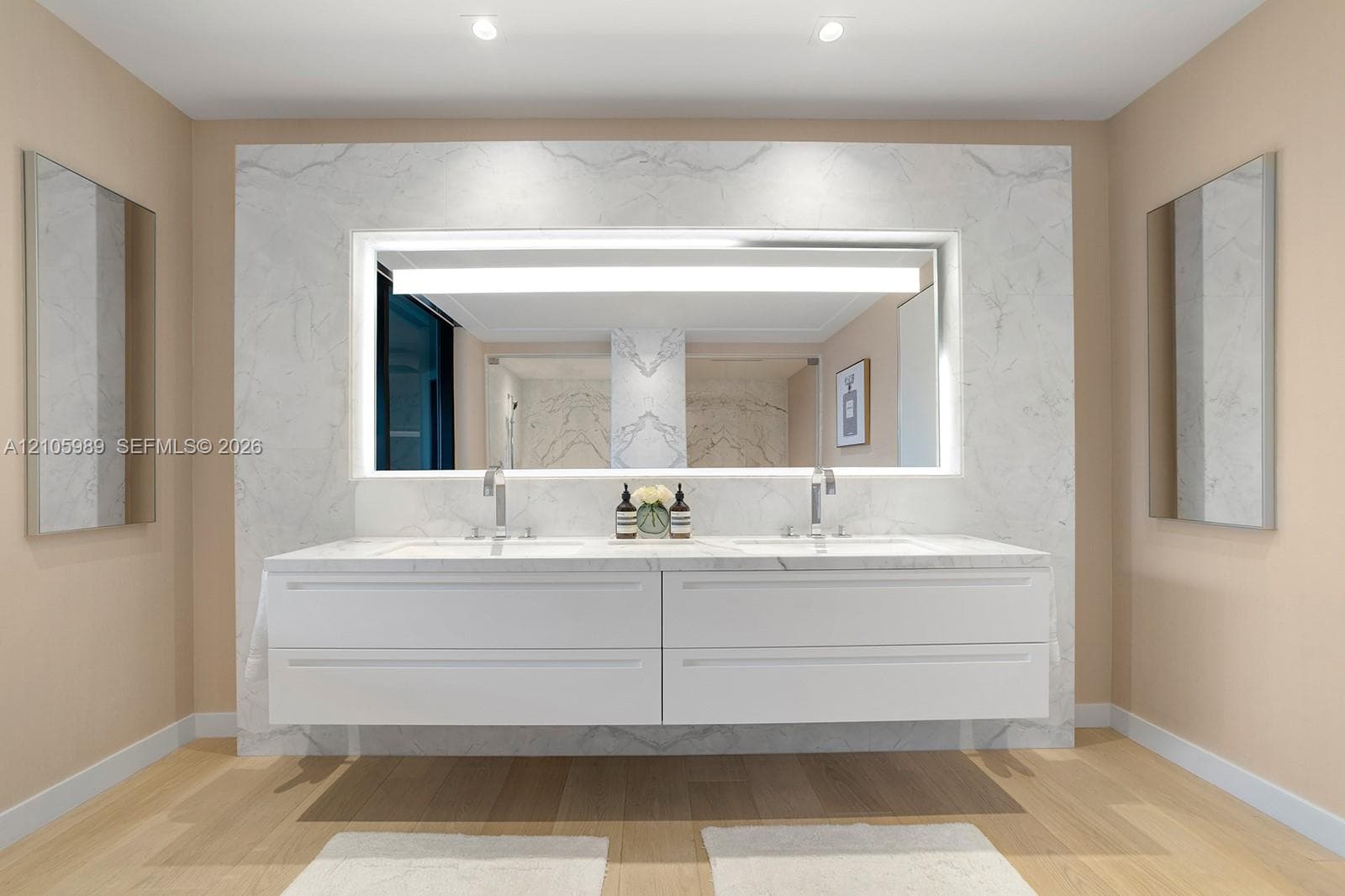 6800 Fisher Island Dr 6823 photo 23