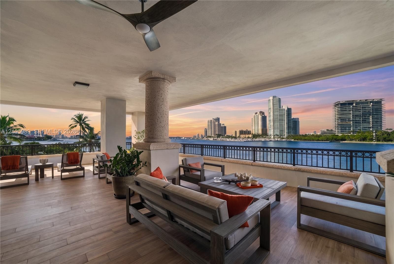 6800 Fisher Island Dr 6823 photo 2