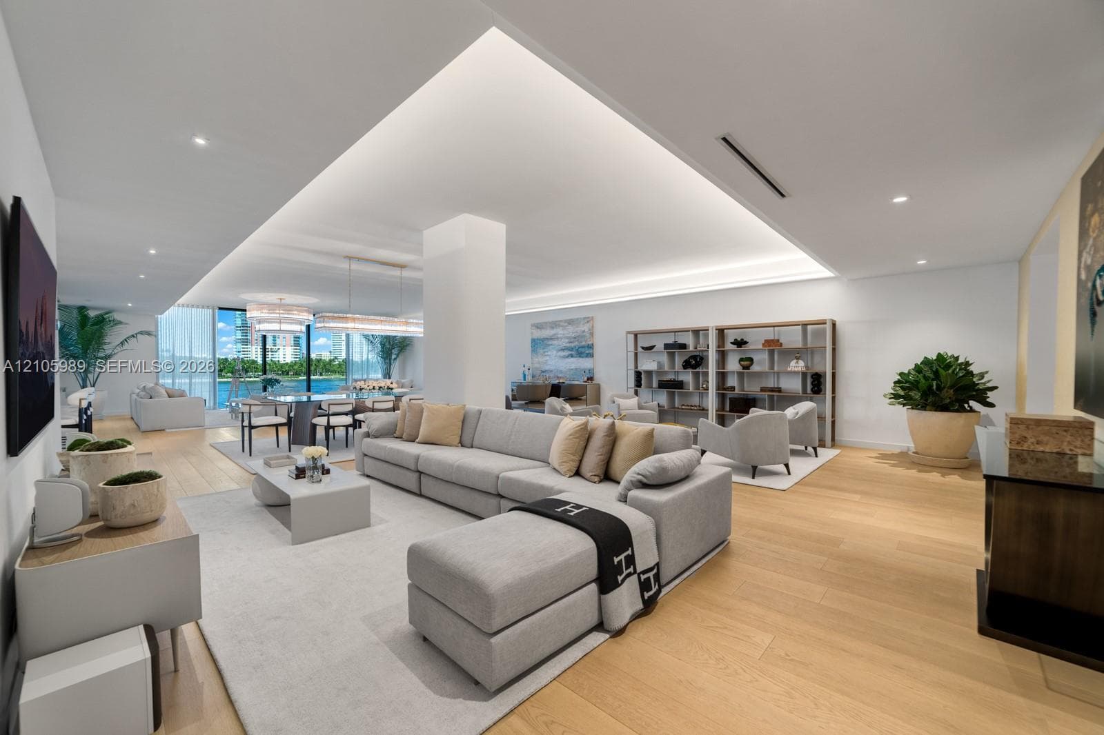 6800 Fisher Island Dr 6823 photo 13