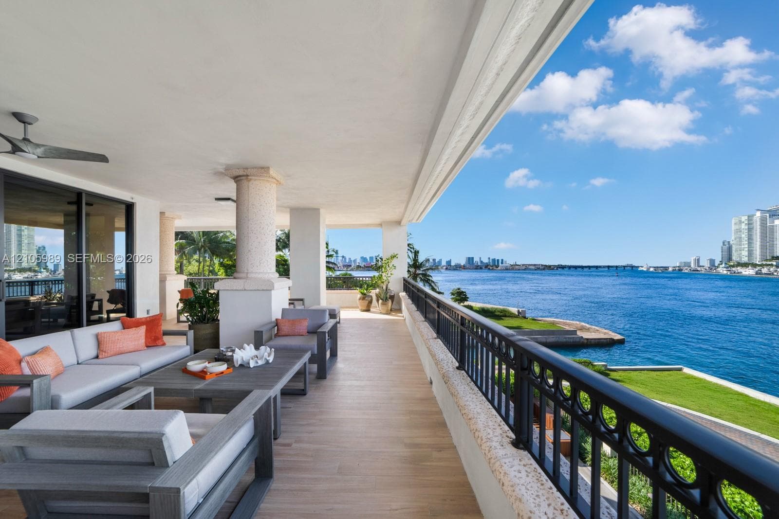 6800 Fisher Island Dr 6823 photo 7