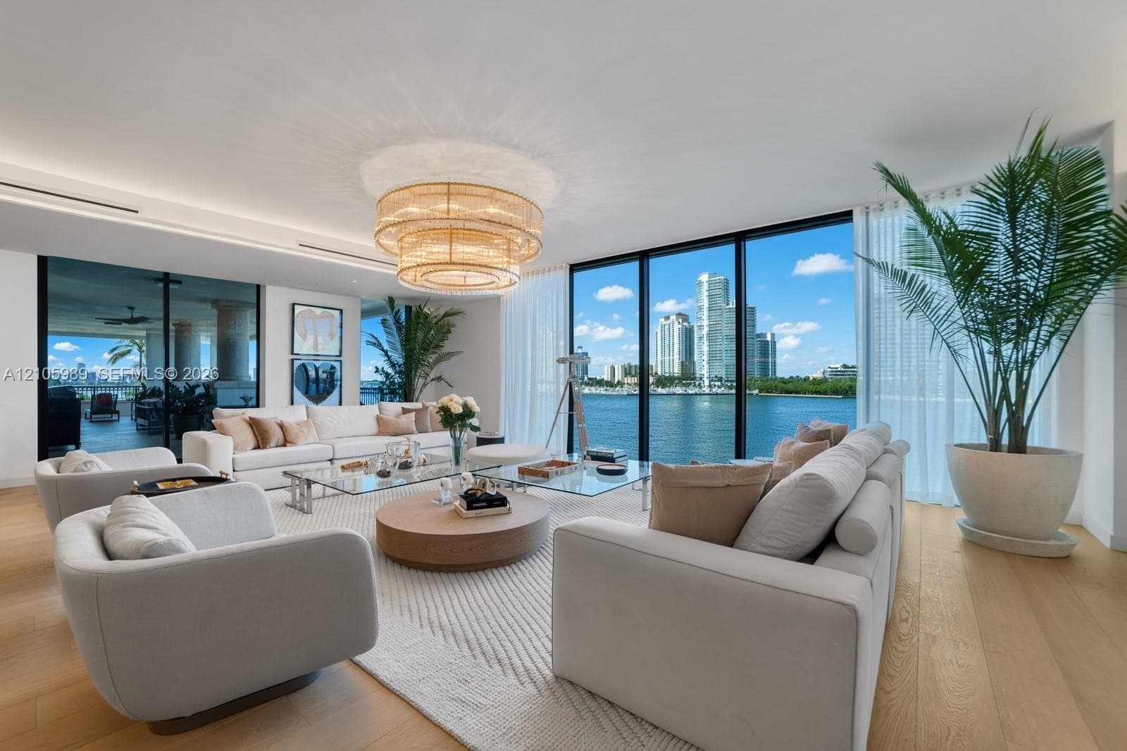 6800 Fisher Island Dr 6823 photo 3