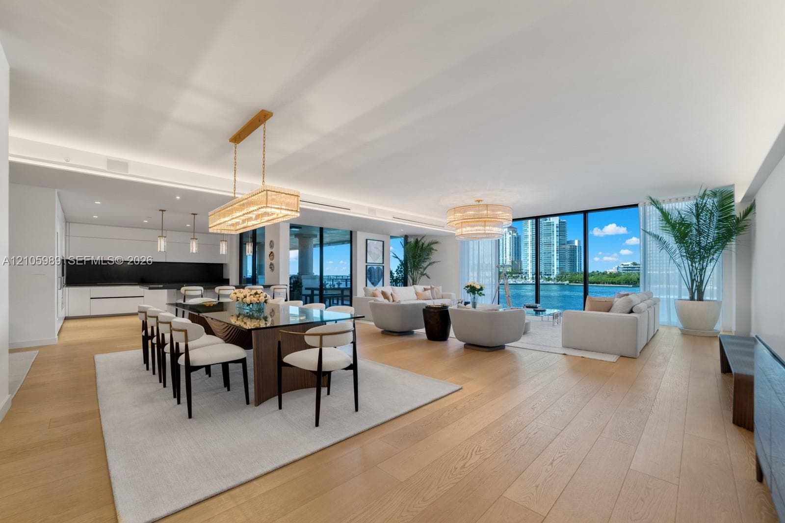 6800 Fisher Island Dr 6823 photo 1