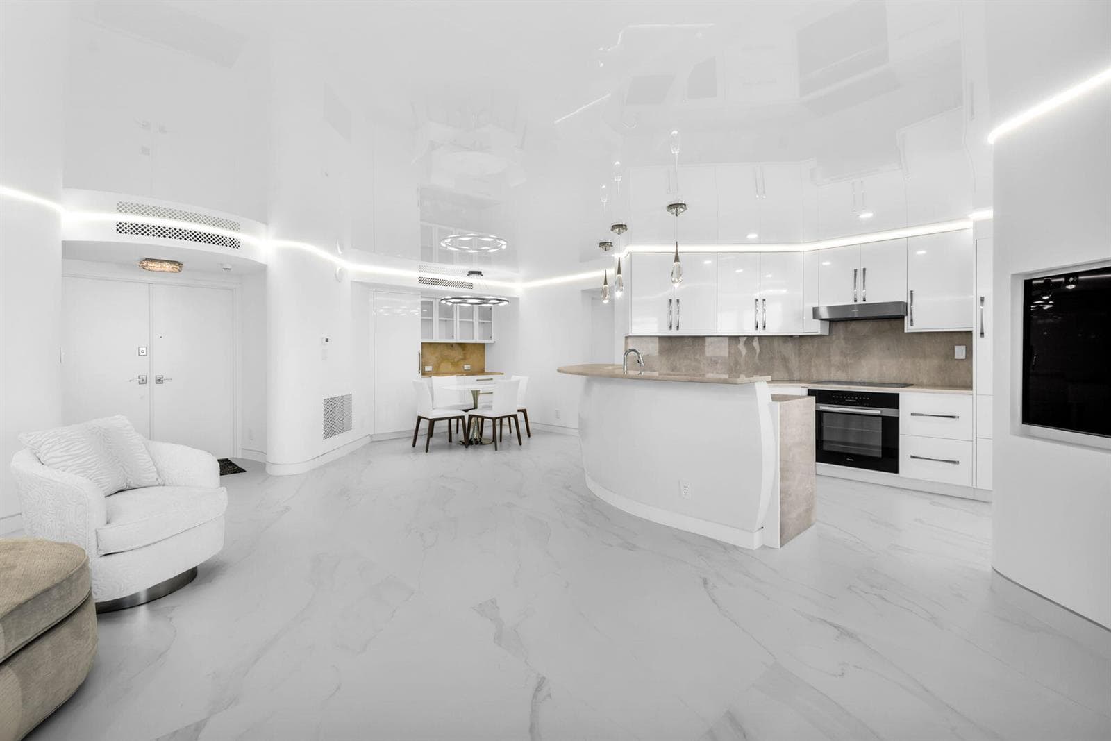 550 S Ocean Boulevard 1205 photo 2