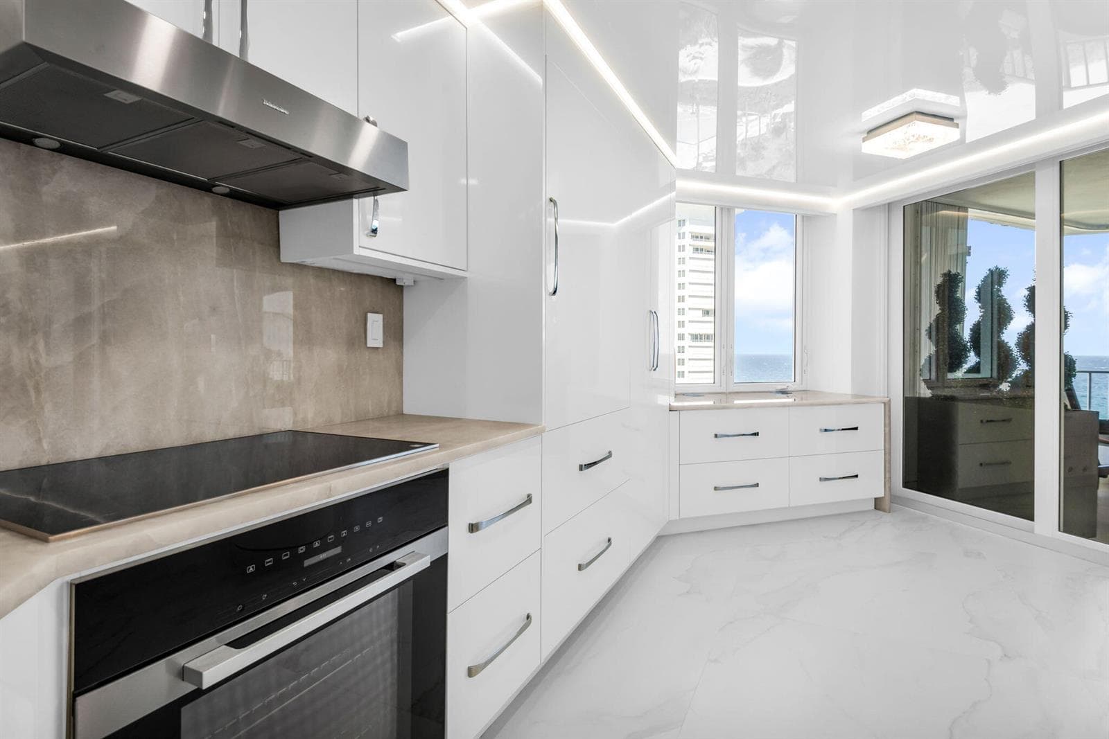 550 S Ocean Boulevard 1205 photo 7