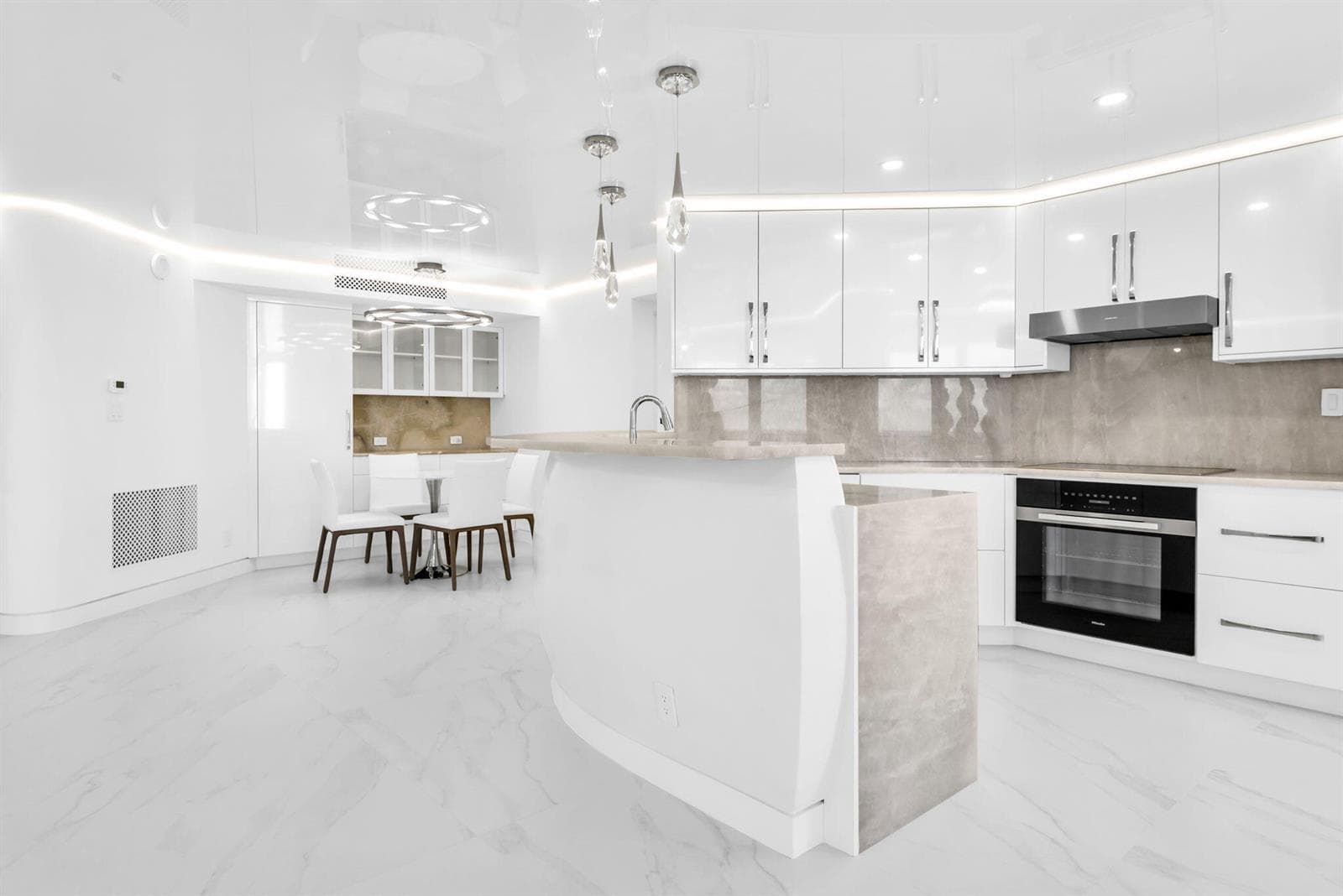 550 S Ocean Boulevard 1205 photo 3