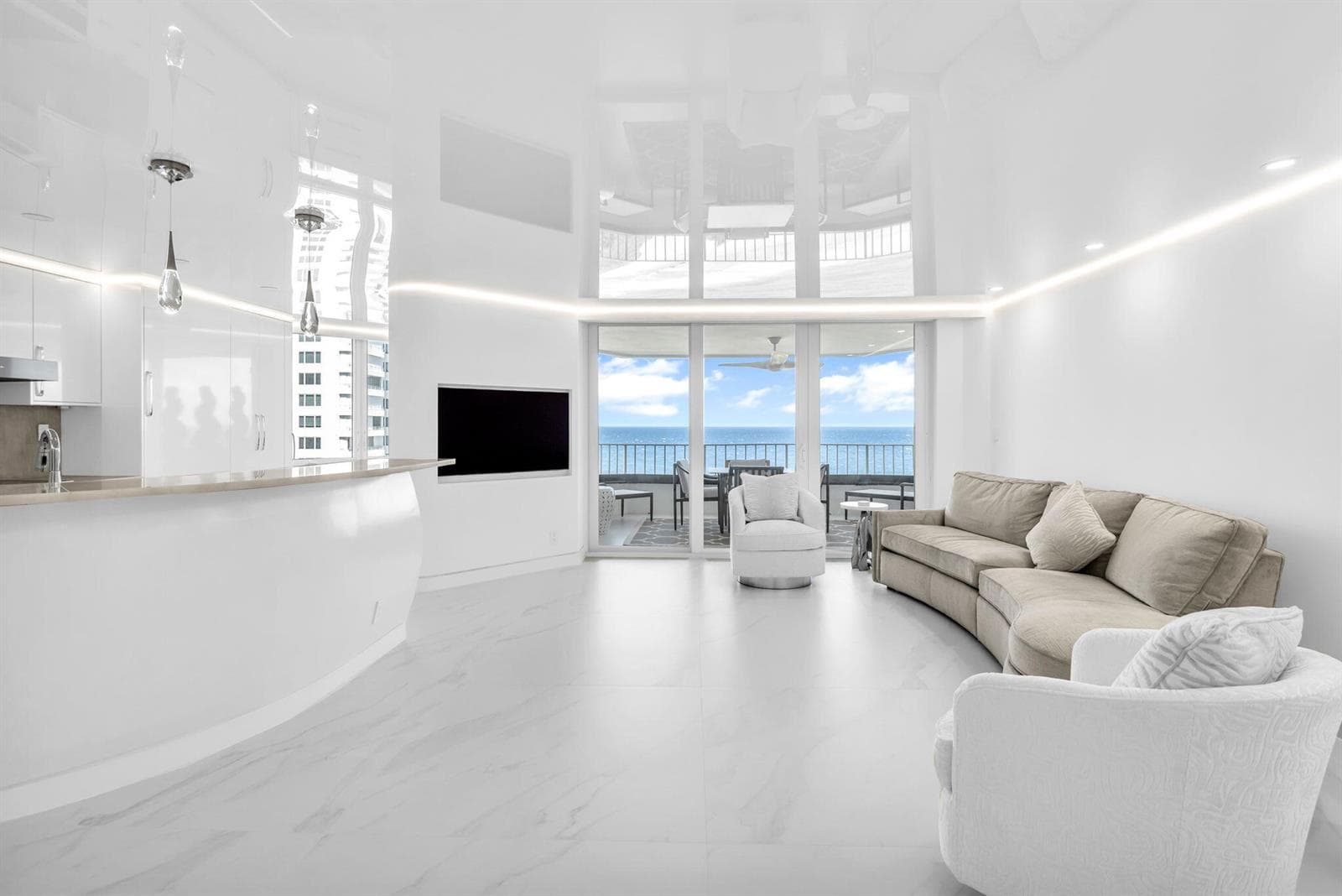 550 S Ocean Boulevard 1205 photo 1